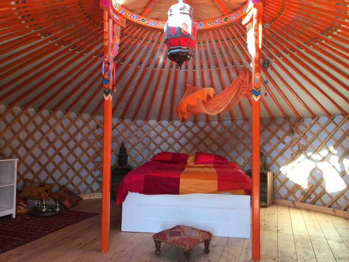 La Yurta Naranja Hotel Финестрат Екстериор снимка