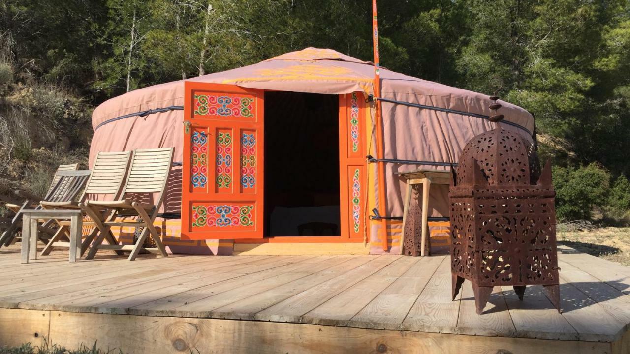 La Yurta Naranja Hotel Финестрат Екстериор снимка